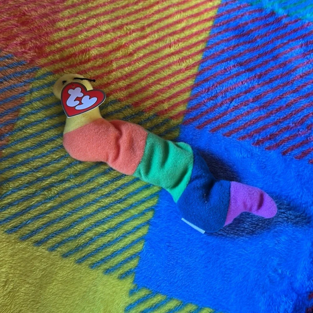 Ty Inch the Inchworm Teenie Beanie Baby